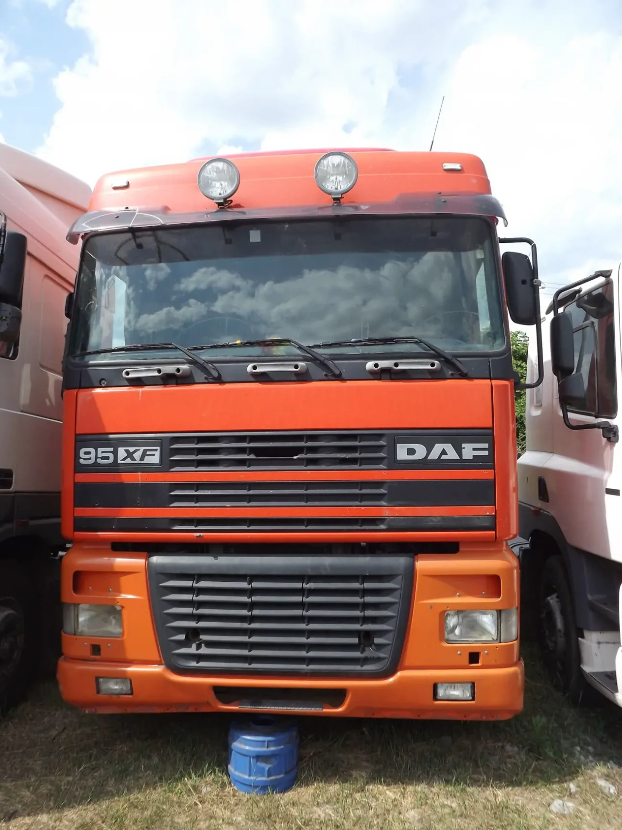 кабіна - ДАФ та запчастини 4