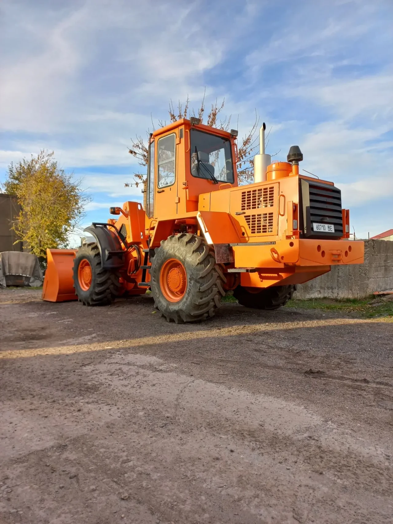 Фронтальный погрузчик 2017год 2