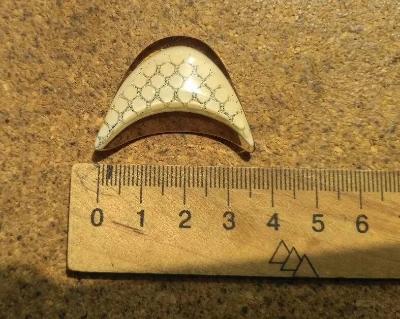 Пуговица брошка декоративная , раритет