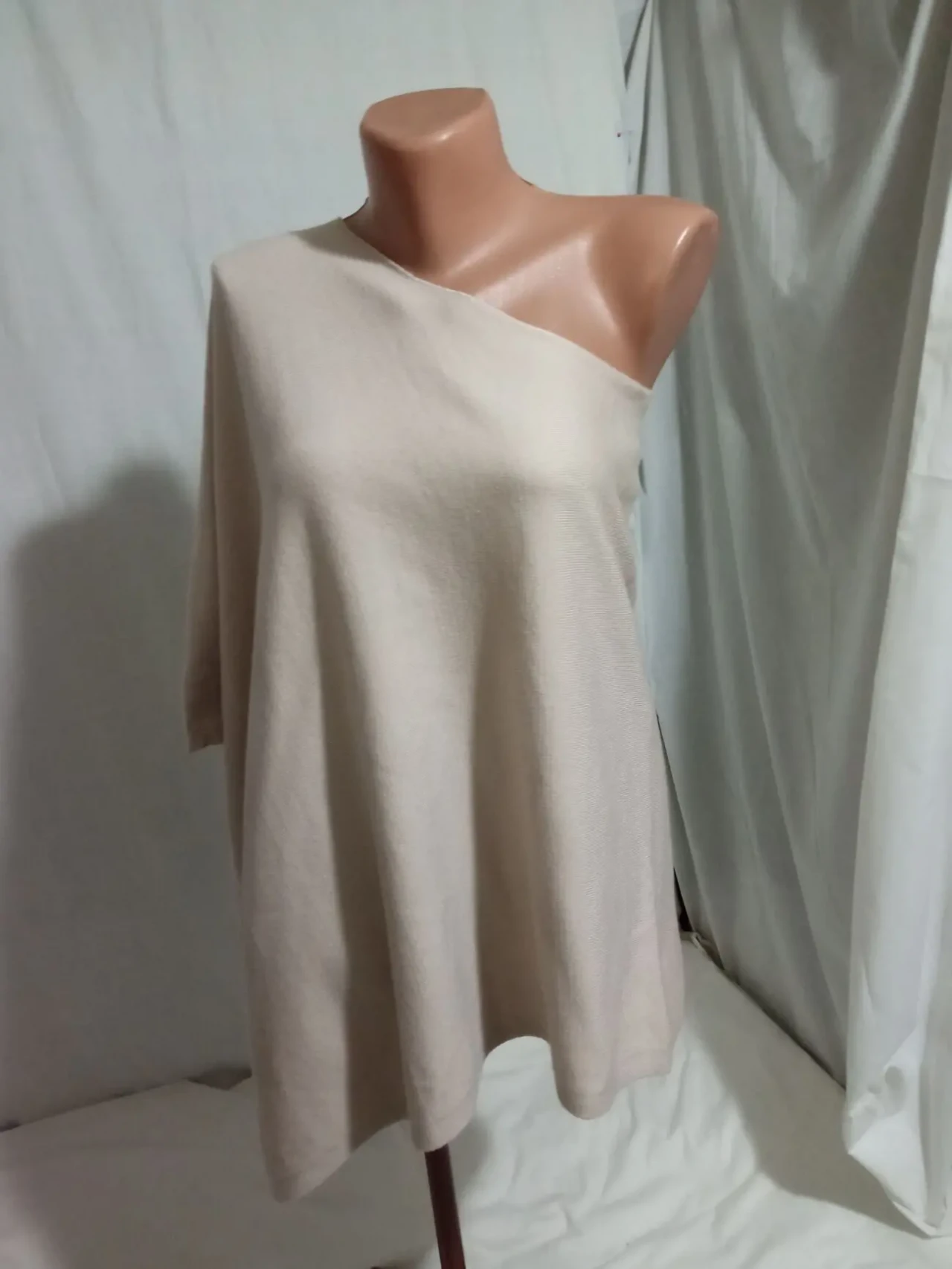 Модное фирменное пончо новое 4