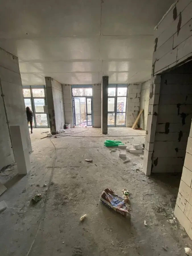 Офіс магазин аптека ЖК 4Ю Наумова Академ 9