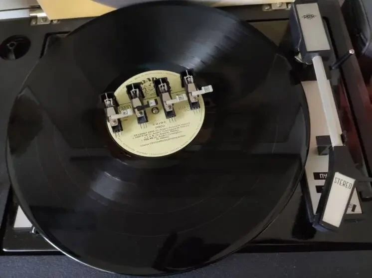 Головки звукознімача п'єзоелектричні типу ГЗП і ГЗКУ та голки для них 5