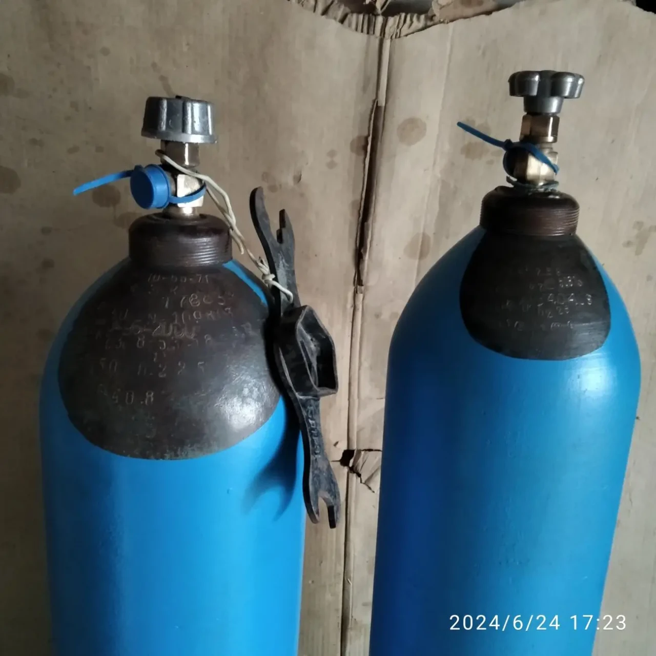 Продам  баллон кислородный б/у. 4