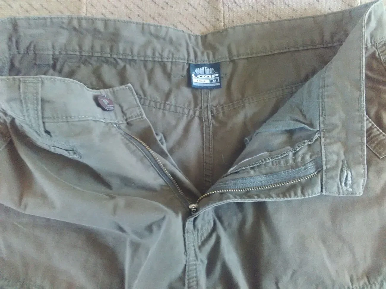 Мужские темно зеленые шорты. 6