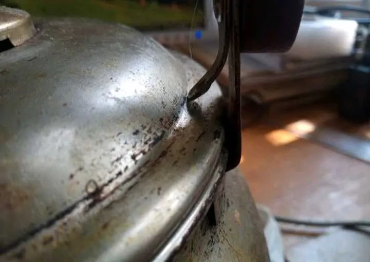 Чайник нержавійка, що прохудтвся 7