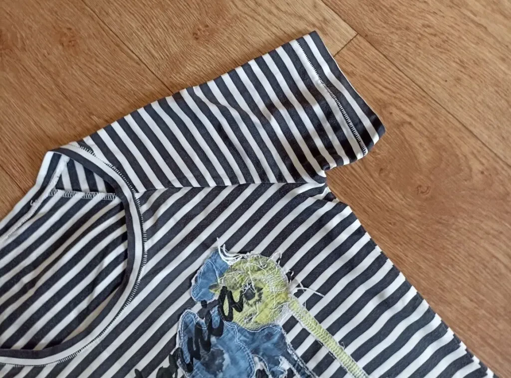 Красивая женская футболка полоска Германия 46-48 7