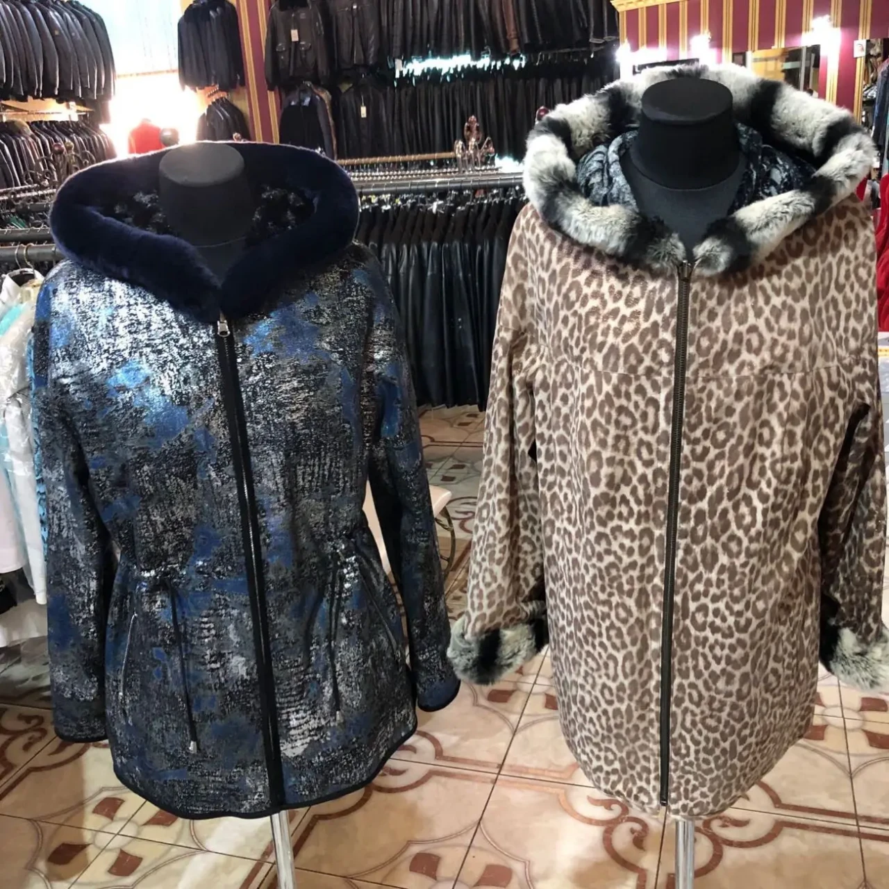 Шкіряна куртка,демі,двостороння