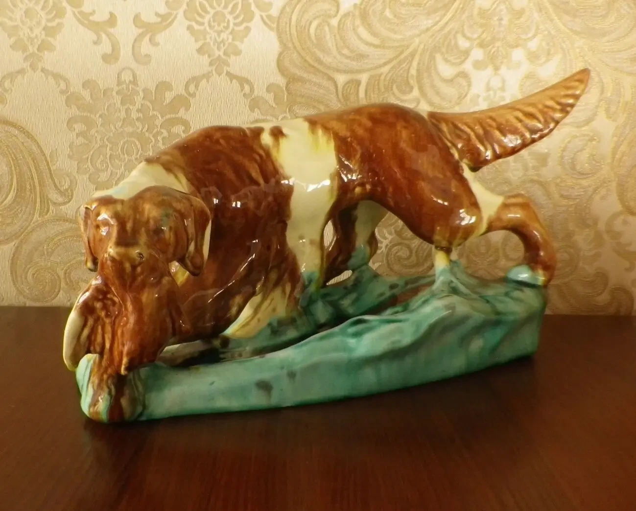 Интерьерная статуэтка Собака с дичью 30 см 2