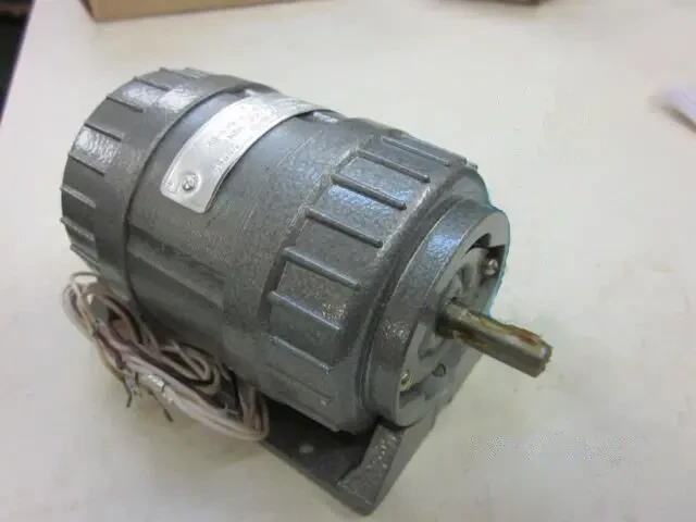 Двигатель ав-042-2му3, 2700 об/мин., 40w, 220/380v, ав042-2муз