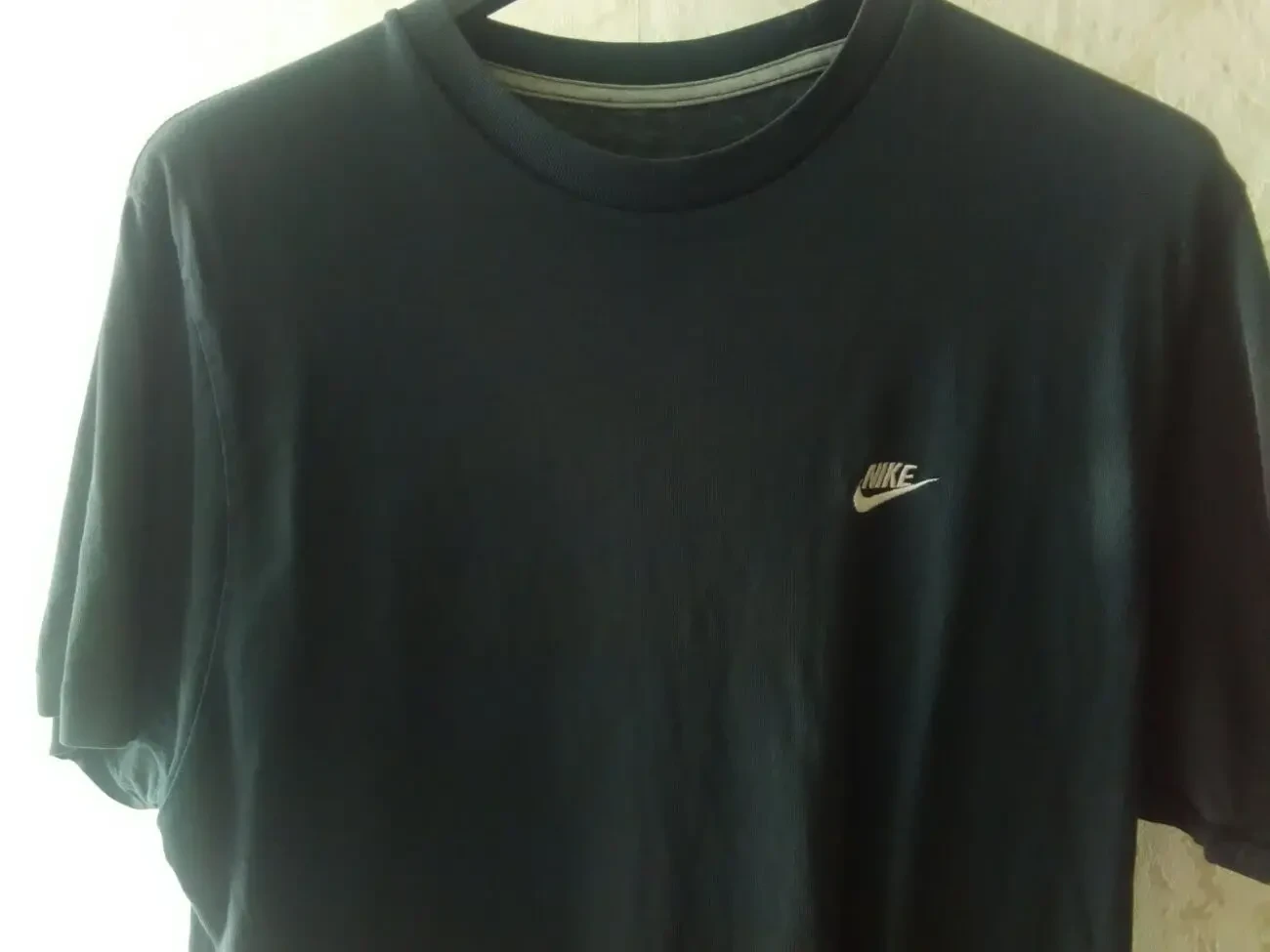 Черная футболка Nike. 3