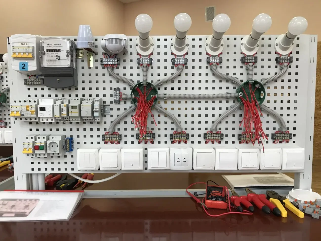 Курси електриків Харків Навчання електриків 7