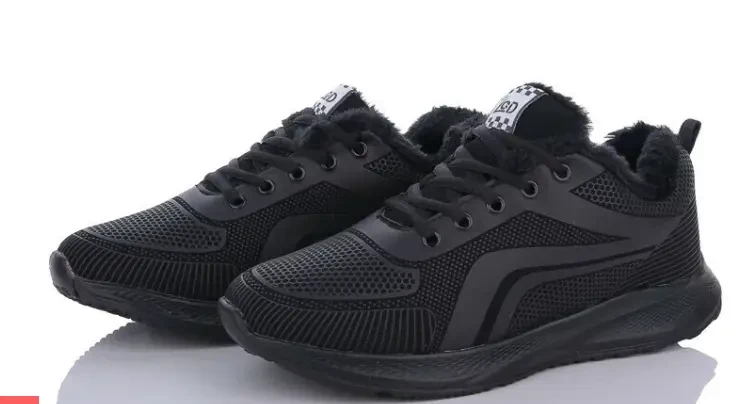 Утепленные мужские кроссовки новые