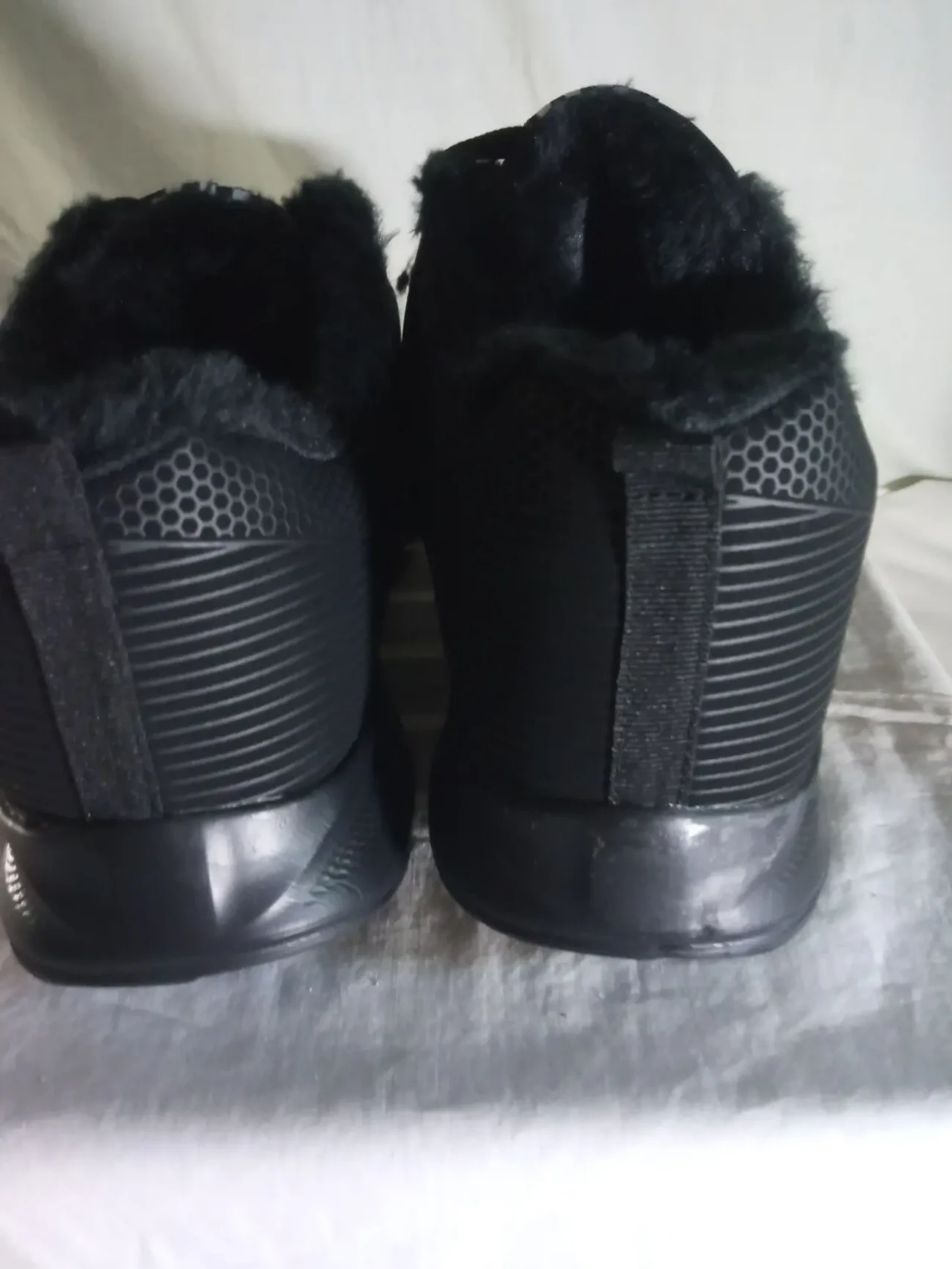 Утепленные мужские кроссовки новые 6