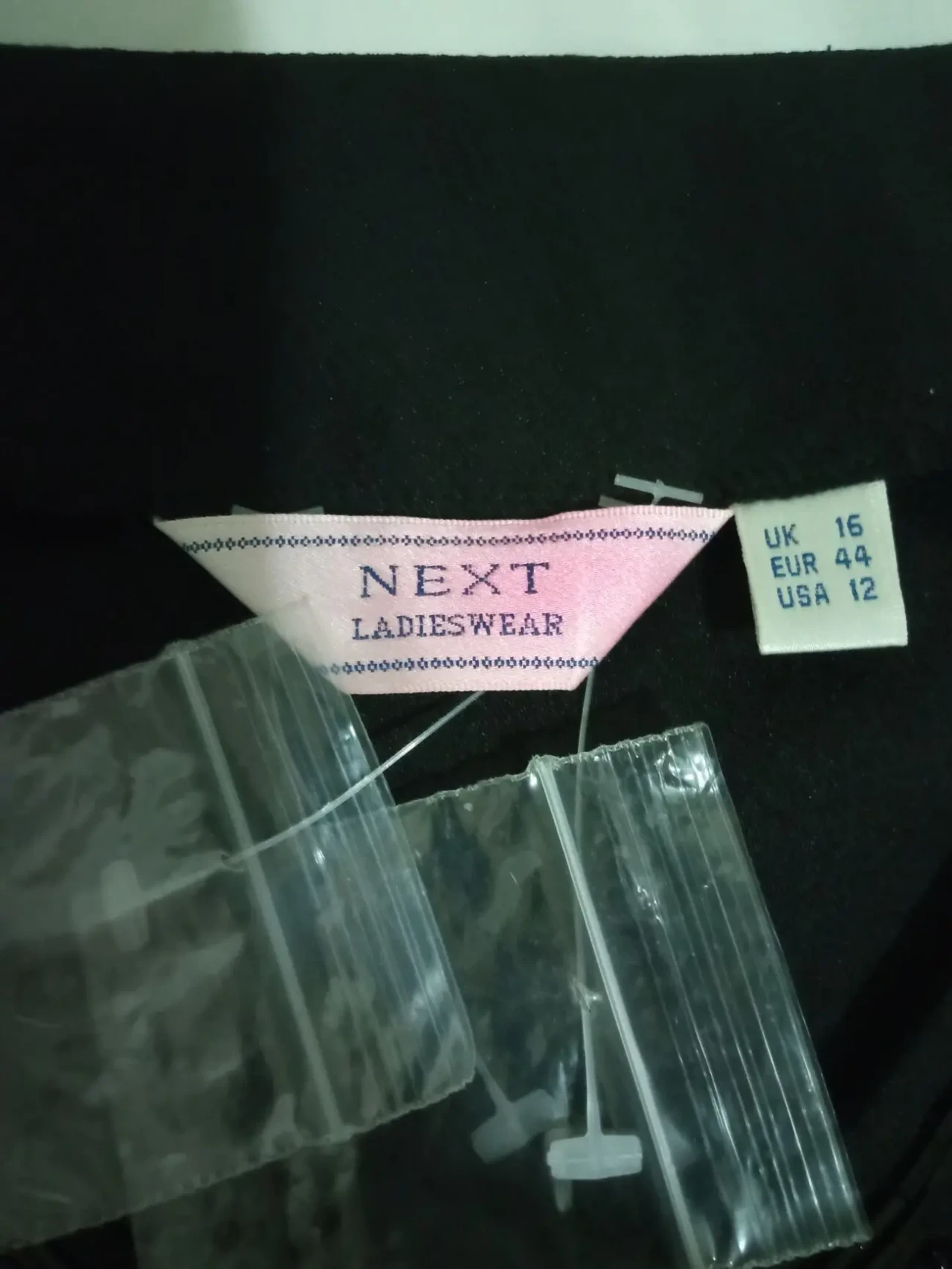 Стильная блуза в вышивкой  р. 48-50 Next 5