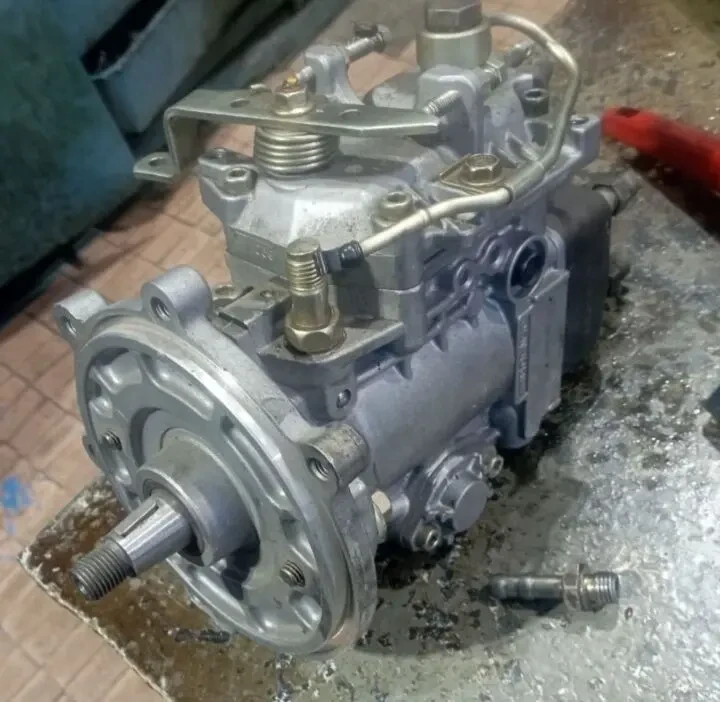 Топливный насос тнвд двигателя тоета 14Z 2