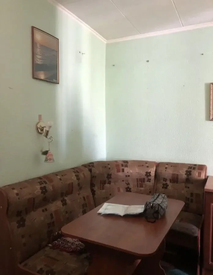 Гостинка м. Малышева 5