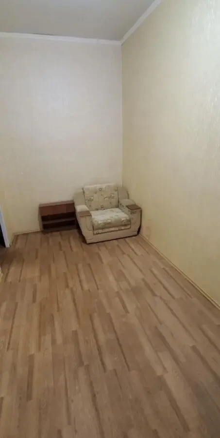 Гостинка возле м. Майдан Конституции 2