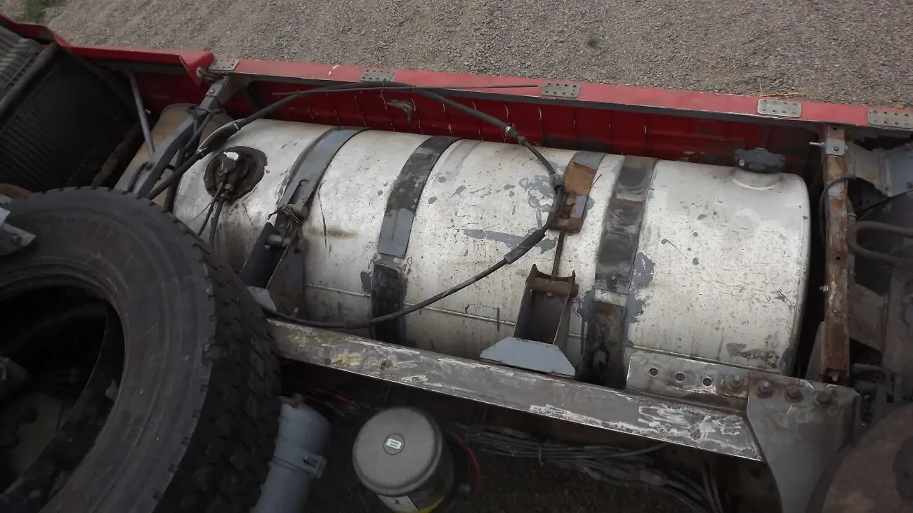 бак  палевний / запчастини  Даф,Ман, 3