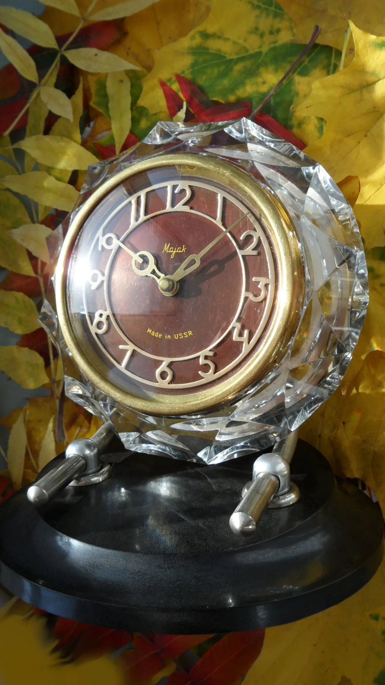 МАЯК-ОСЕНЬ-ХРУСТАЛЬ  НАСТОЛЬНО-КАМИННЫЕ часы, МЕХАНИКА, СДЕЛАНО в ССС 4