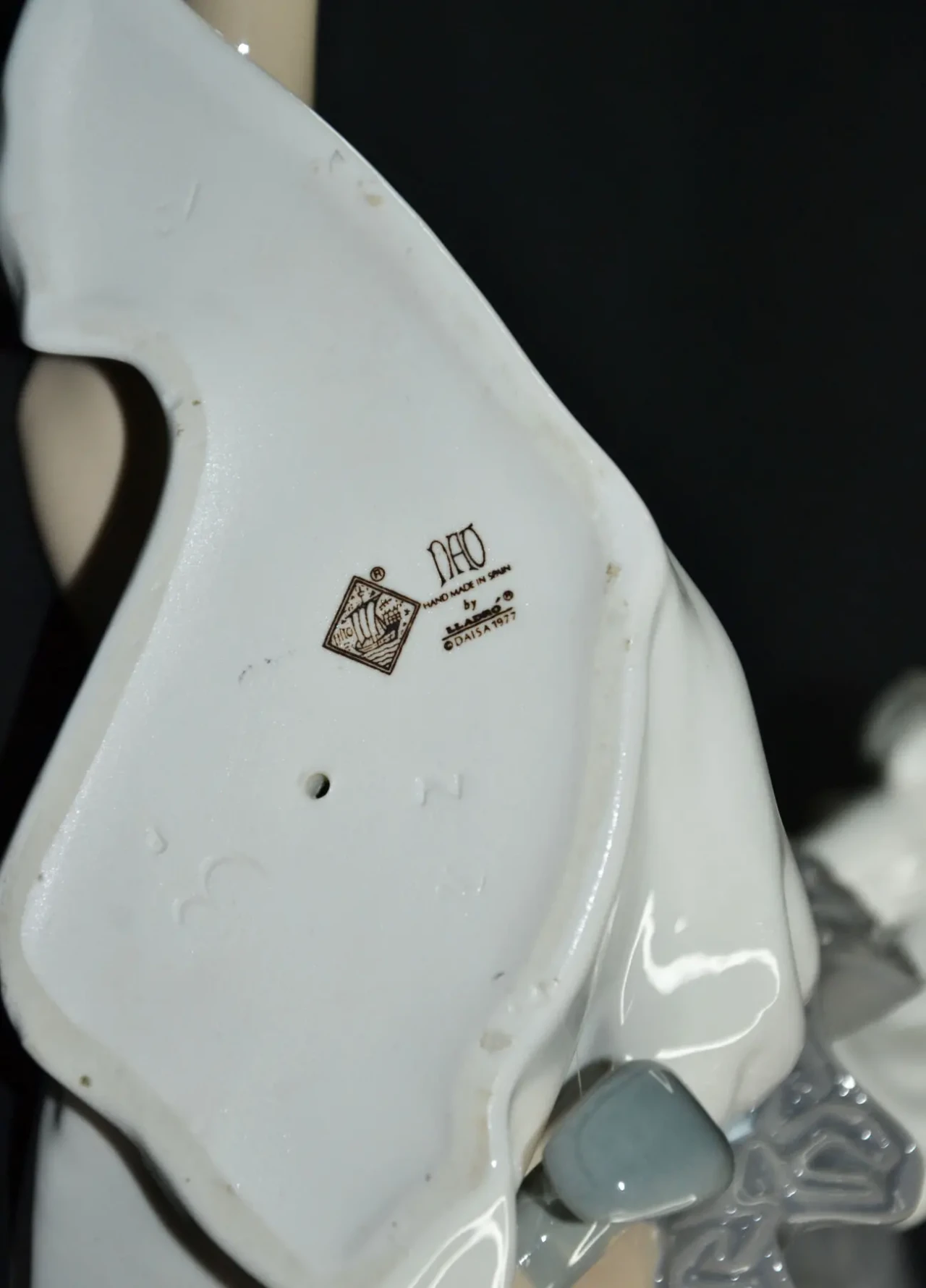 Гимнастка. NAO. Lladro Крупная жанровая композиция. Высота 33,5 см Дл 2