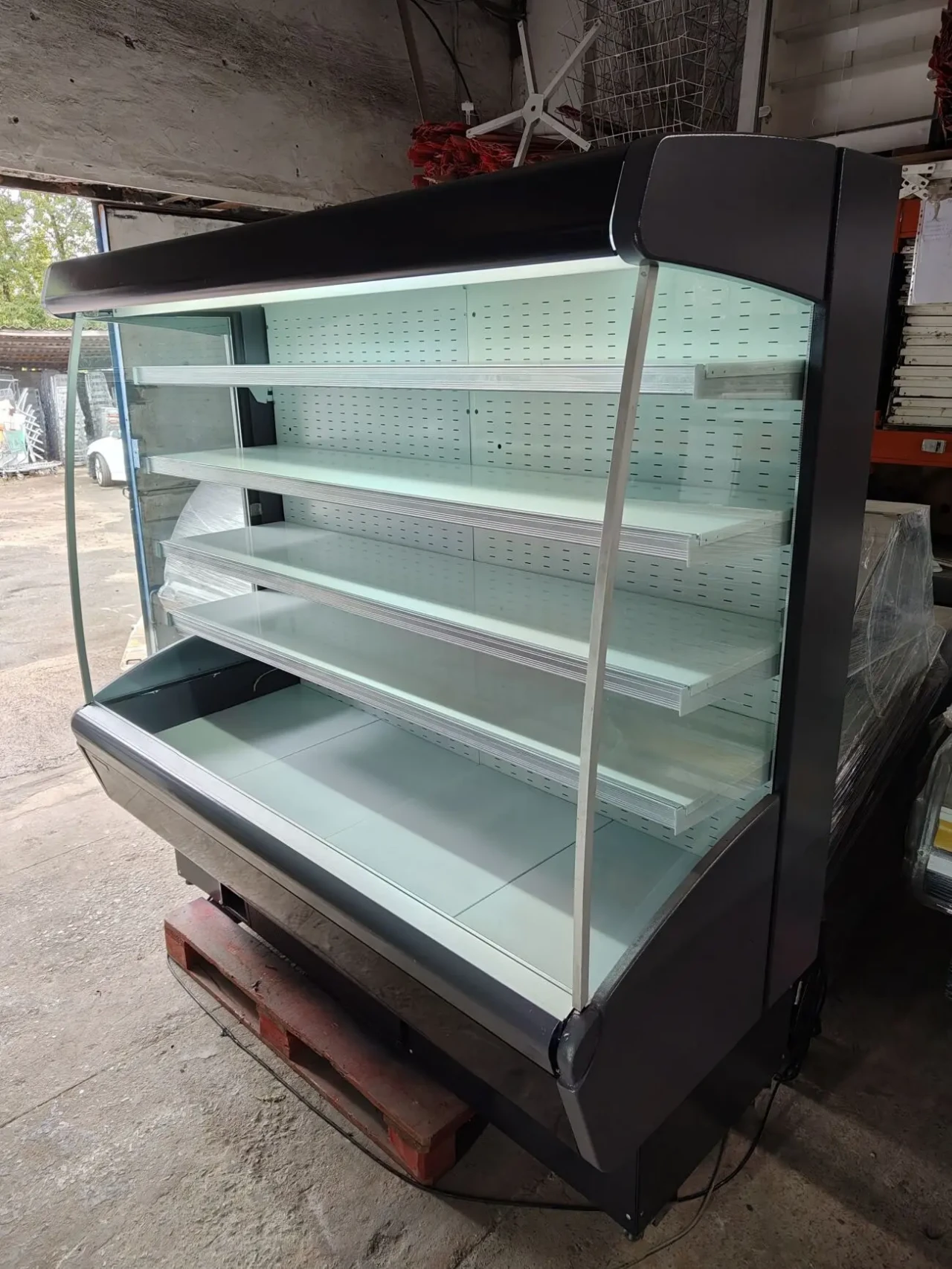 Холодильна гірка, холодильна вітрина 2