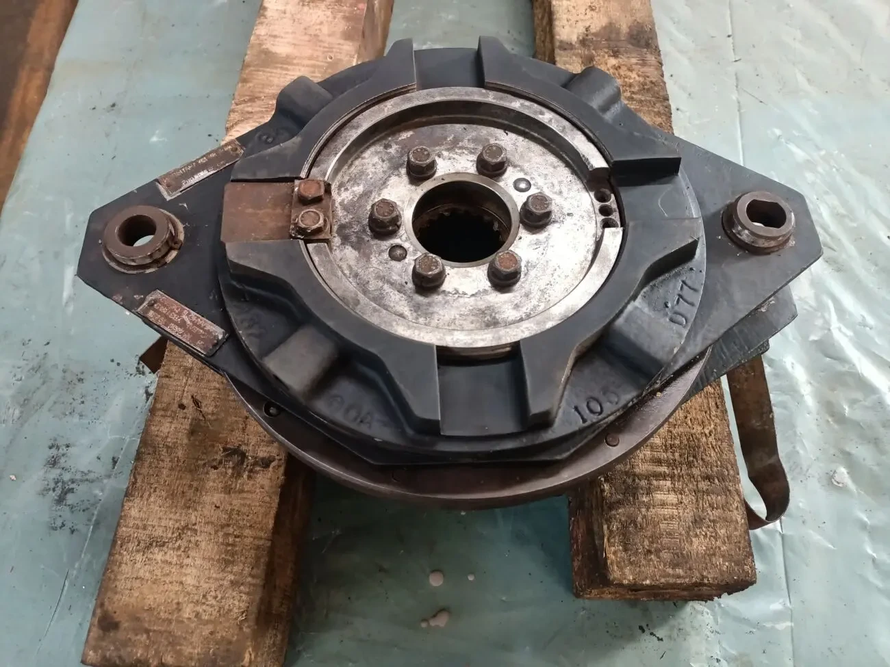 Куплю пневмораспределители марки у71-22а, у71-24 в любом состоянии 7