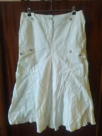Новая белая юбка.