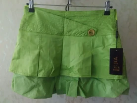 Новая мини юбка - вешалка в подарок.