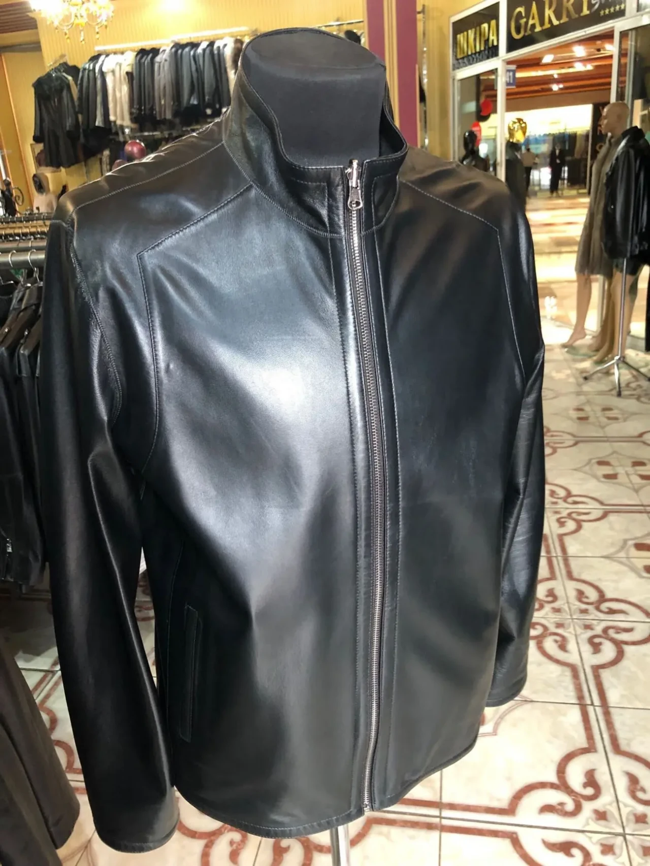 Шкіряні куртки комір стійка 4