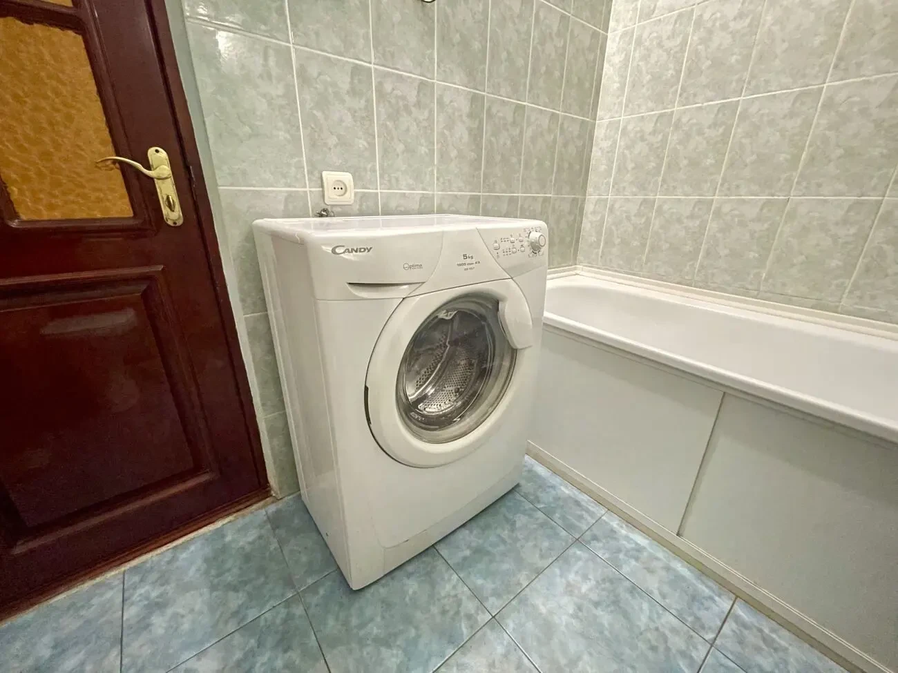 Комфортна квартира на вул. Соборна 4