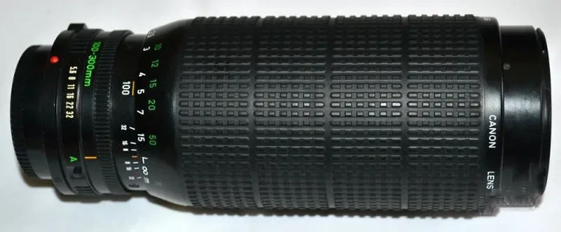 Canon FD 100-300 mm f/ 5.6 L Macro Zoom Lens - длиннофокусный объекти