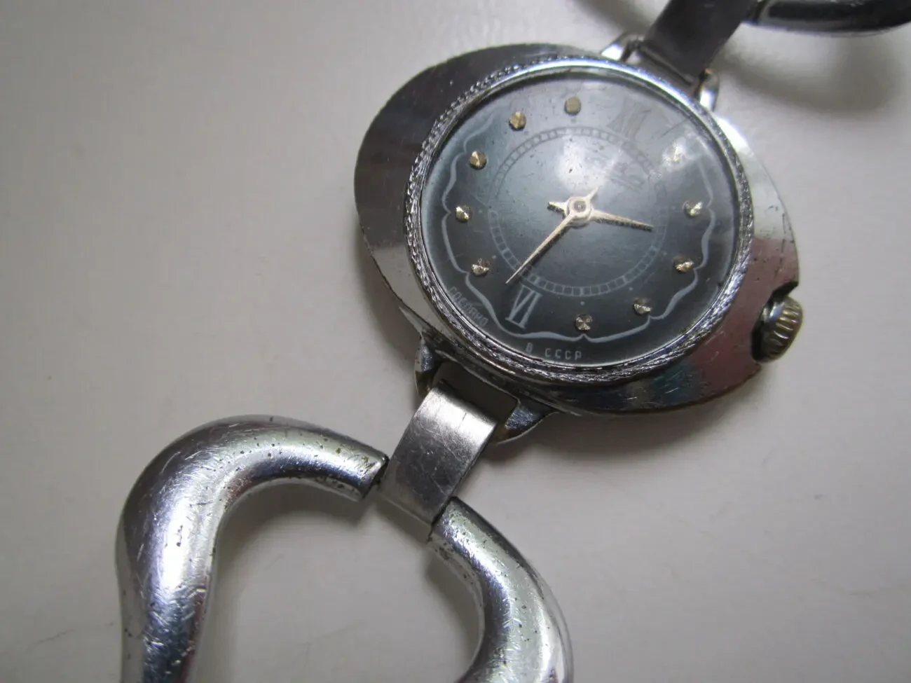Часы женские Слава СССР. На ходу 4 6