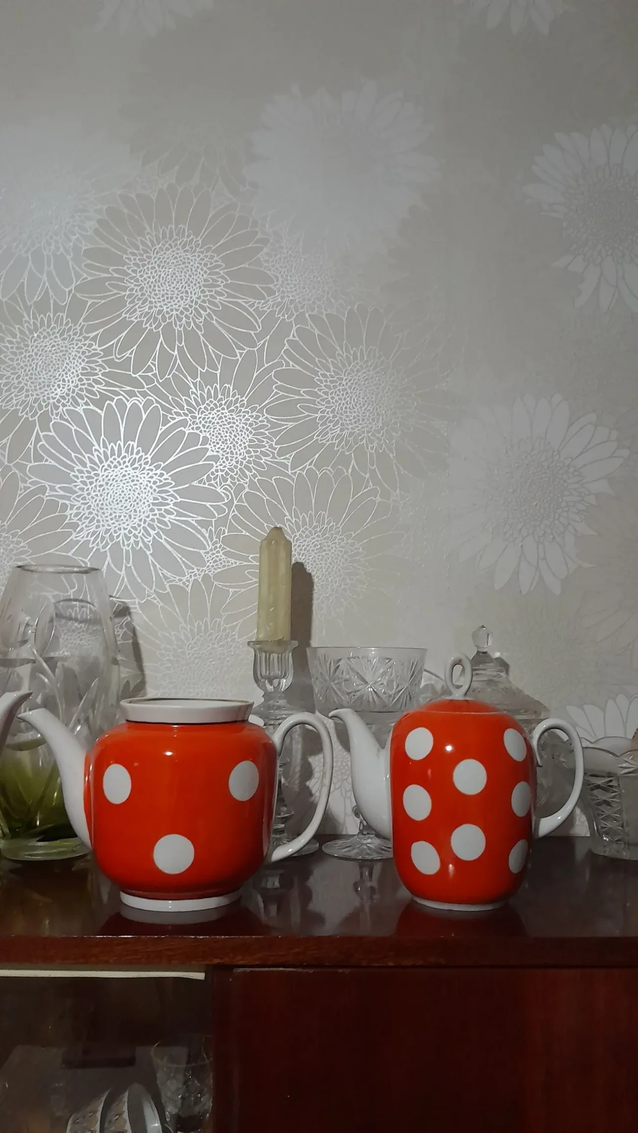 Красивый чайник-кофейник красный в белый горох. Ретро. Новый 6