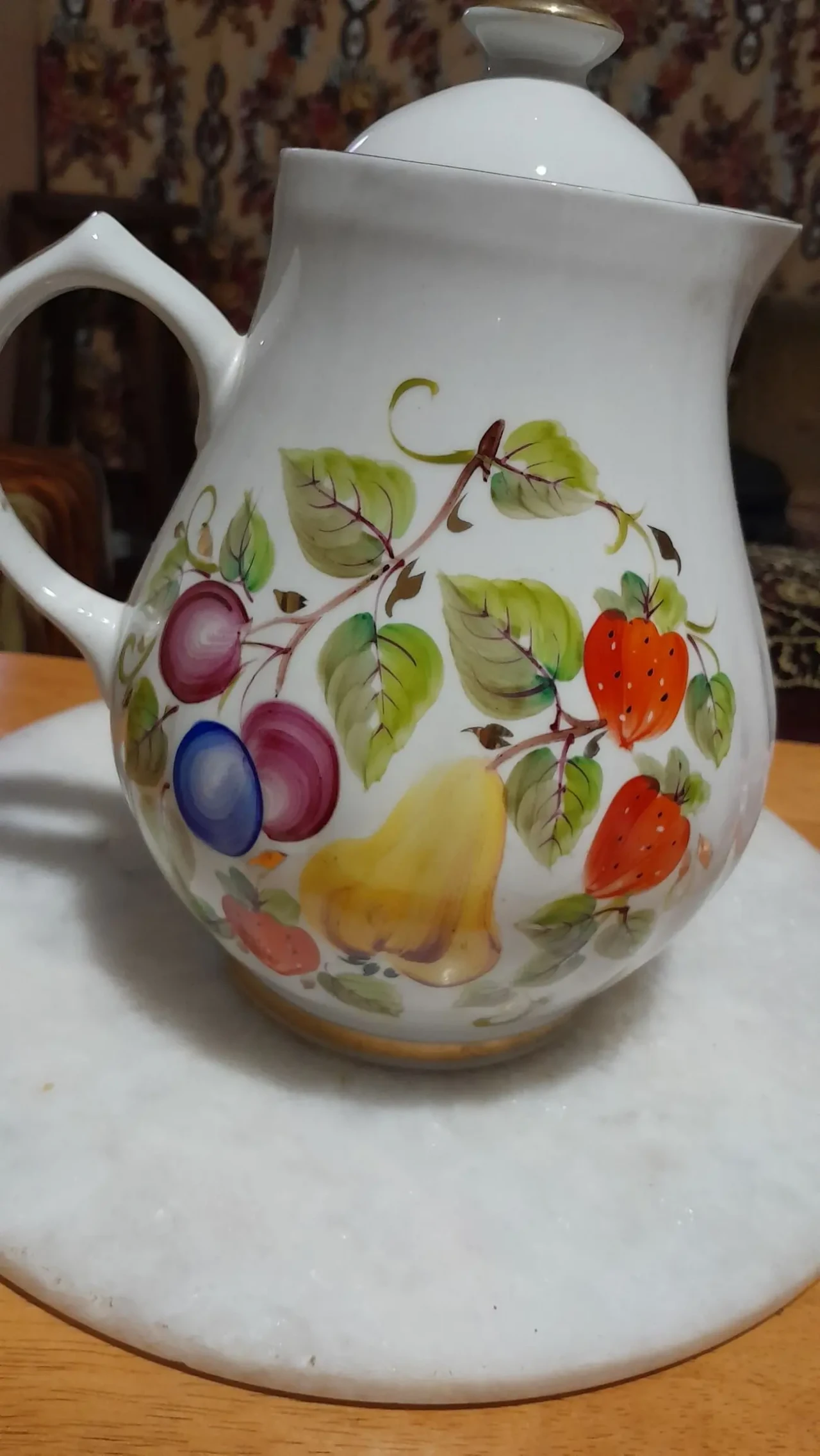 Оригинальный чайник с изображением фруктов. Ретро. Новый 3