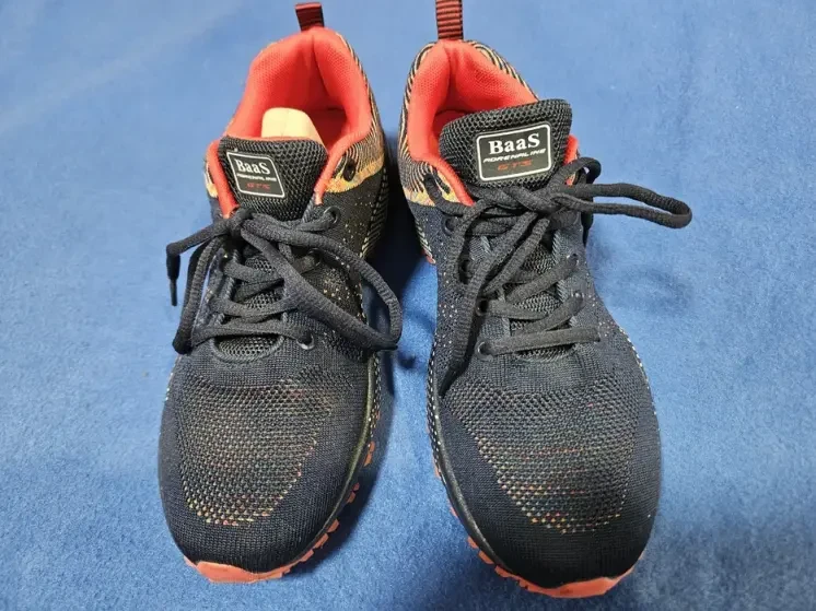 Кросівки Baas Турція 39 р. 2