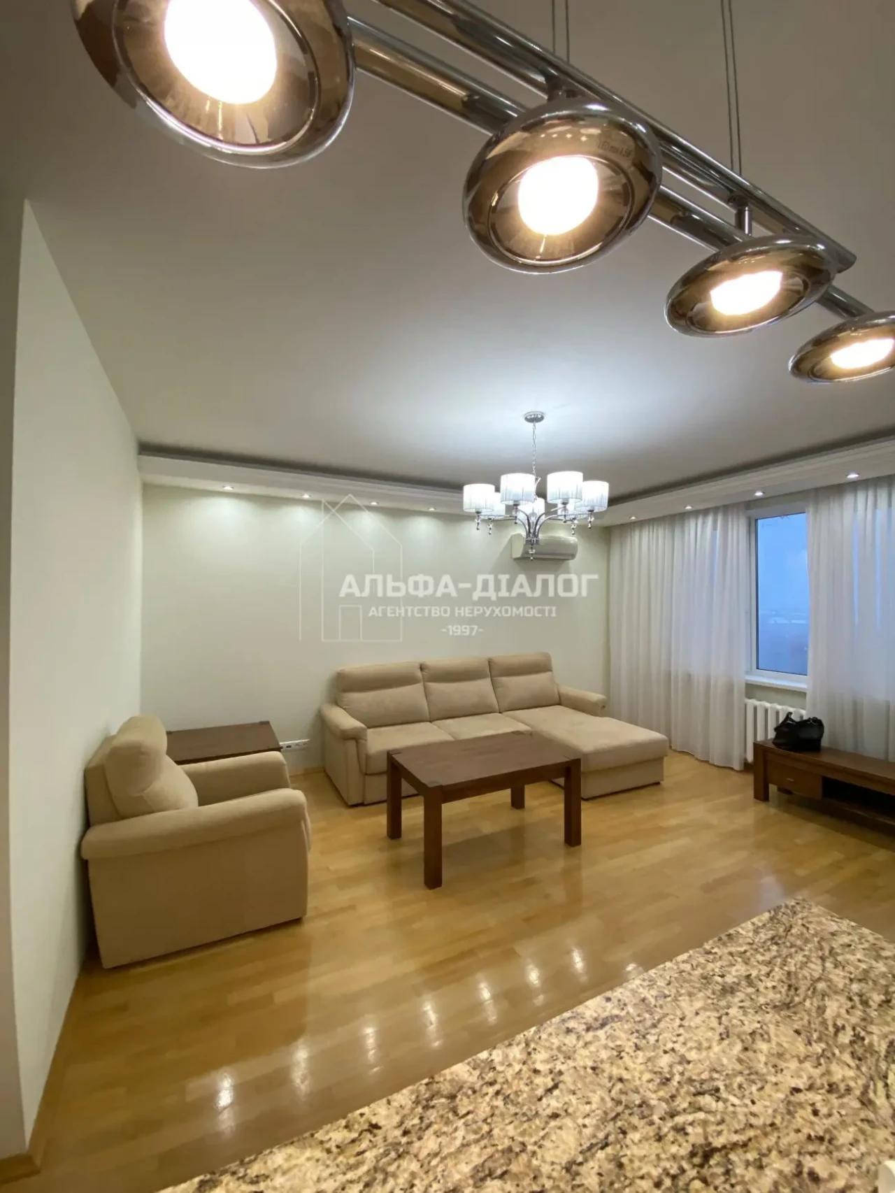 Оренда 3-к квартири, вул.Руданського 4-б Сирець