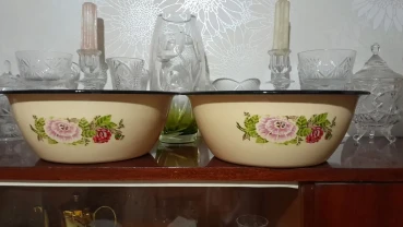 Красивая большая миска с цветами. Новая. Ретро. Д.29 см