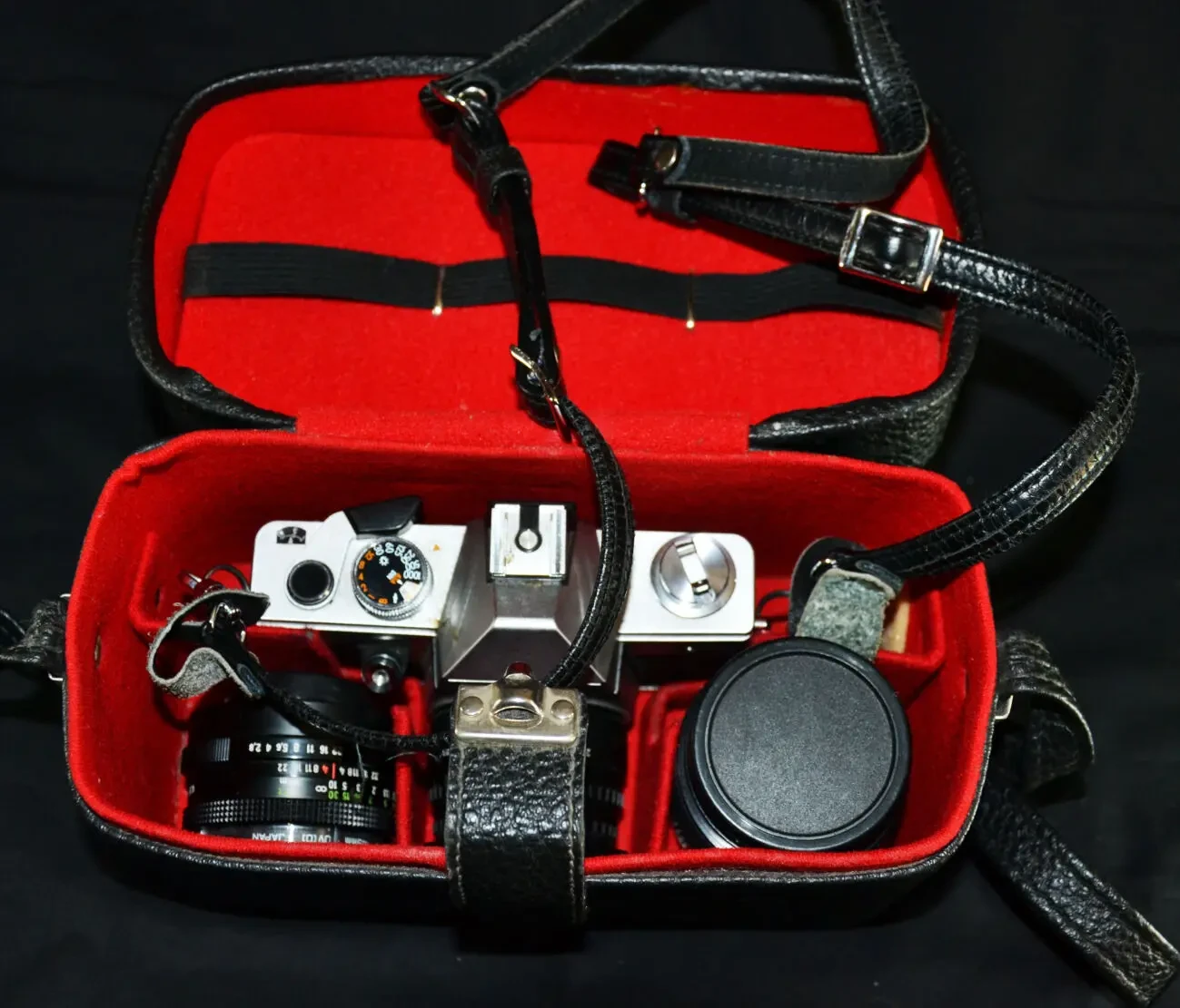 Зеркальный фотоаппарат Praktica l2 4