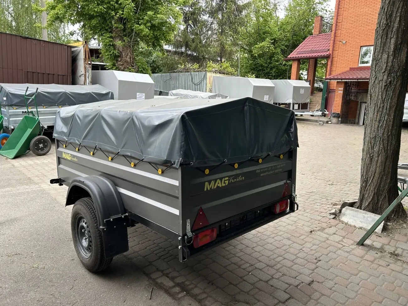 Легковий причіп 4