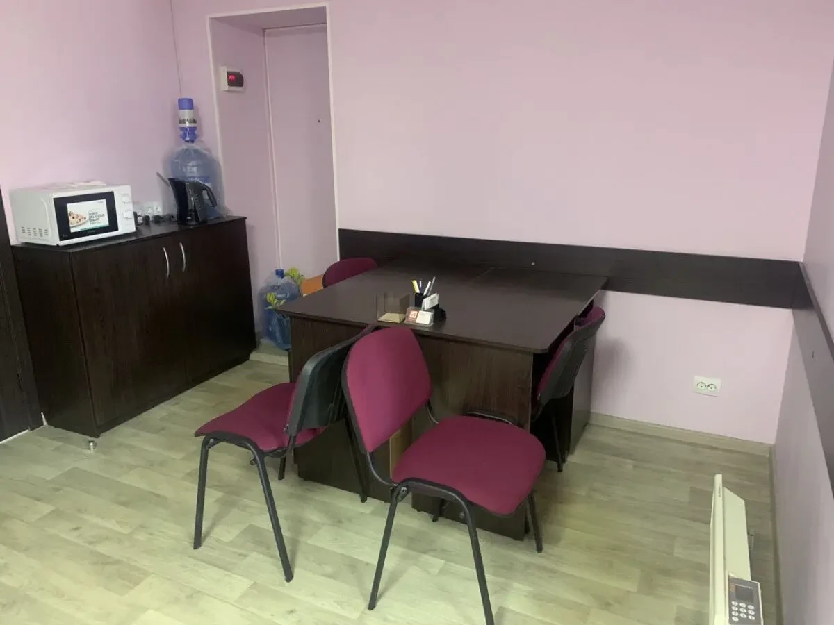 Здам приміщення 40м2 з окремим входом Салтівка - МЕГАПРОХІДНЯК. 4