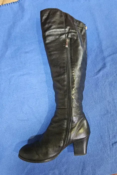 Зимові кожані чоботи на хутрі. 2