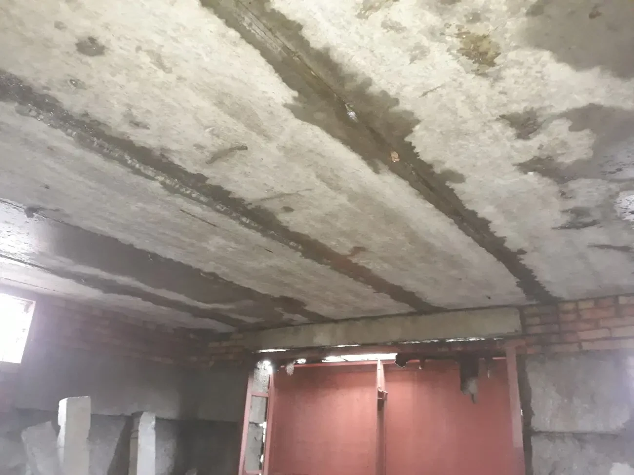 нерухомість 9