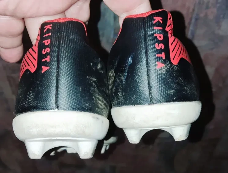 Футбольные бутсы Kipsta, 37р 4
