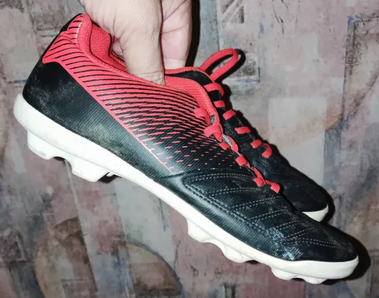 Футбольные бутсы Kipsta, 37р