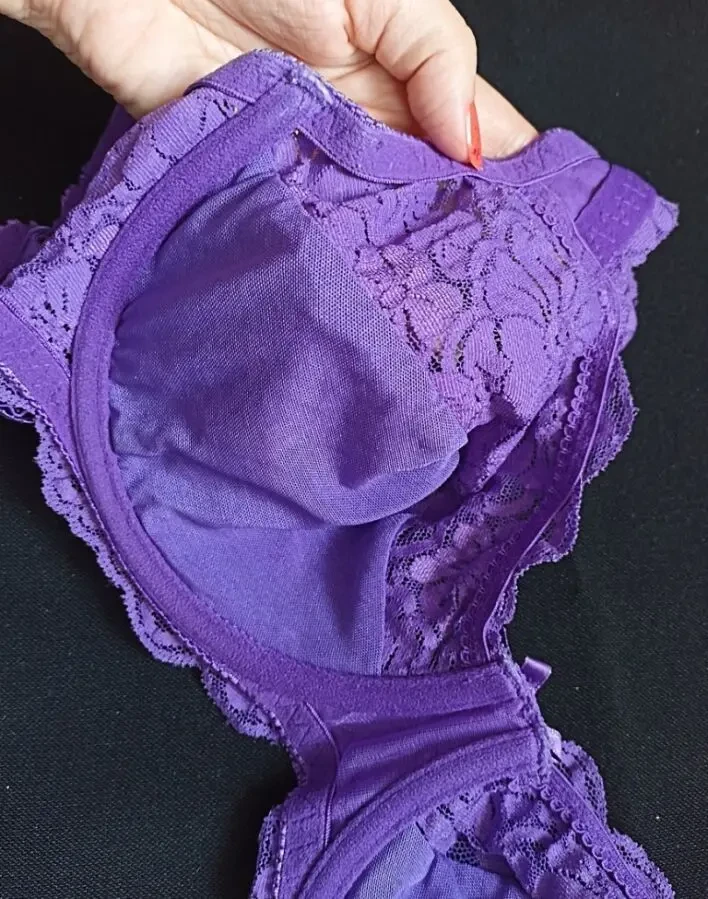 Красивый бюстгальтер мягкий на косточках фиолетовый 8