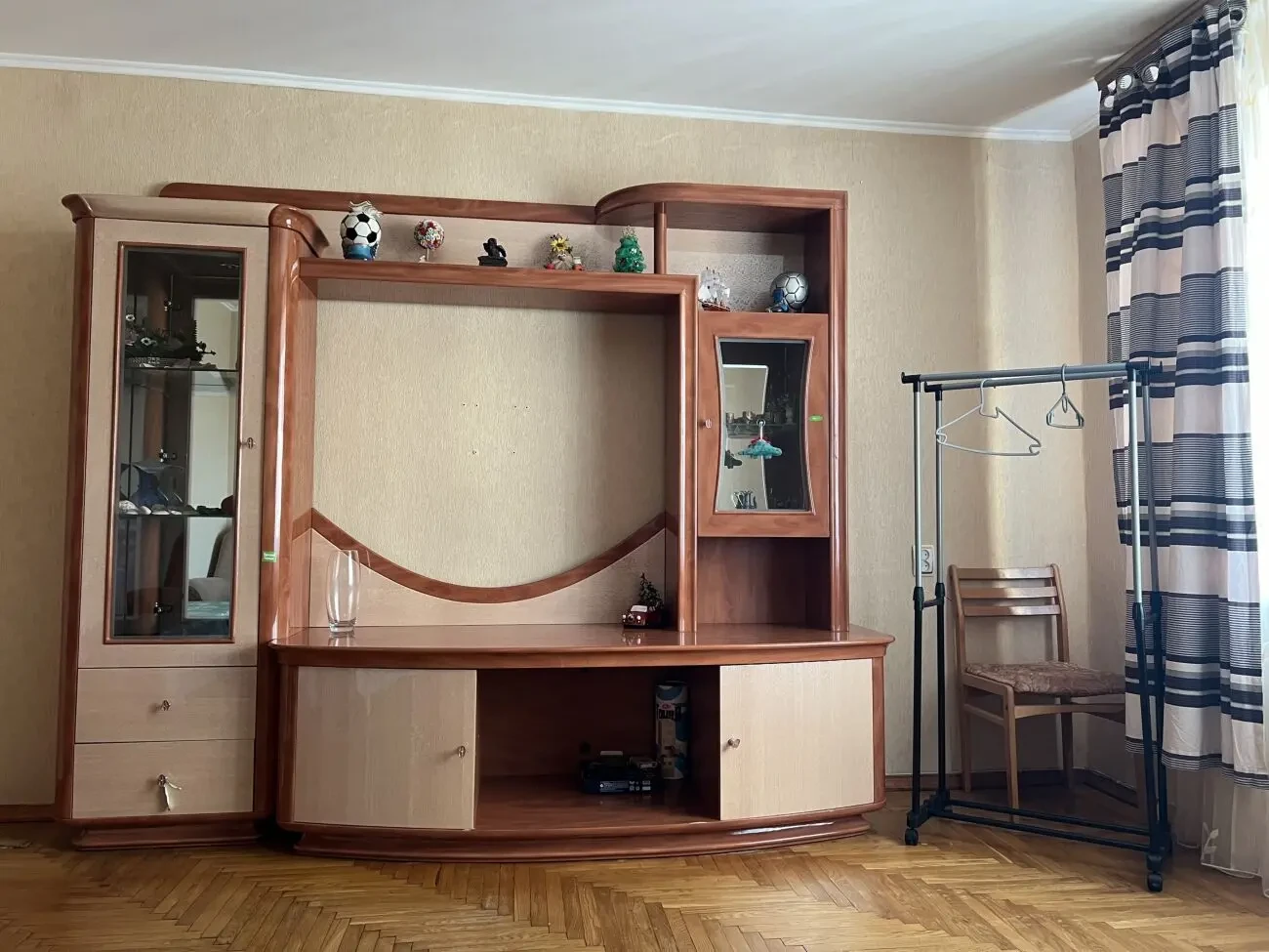 Здам 1 кімнату в 3-кімнатній 3