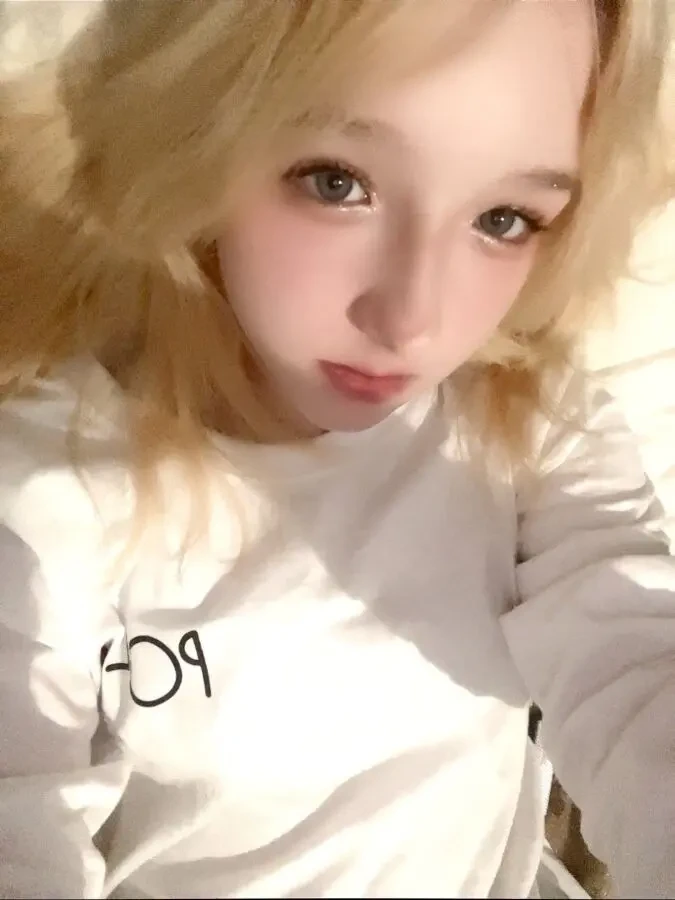 хочу працювати перекладачем з фото/відео. з будь-якої мови.