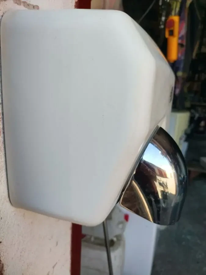 Продам  сушилку для рук Solaris Чистая планета 2