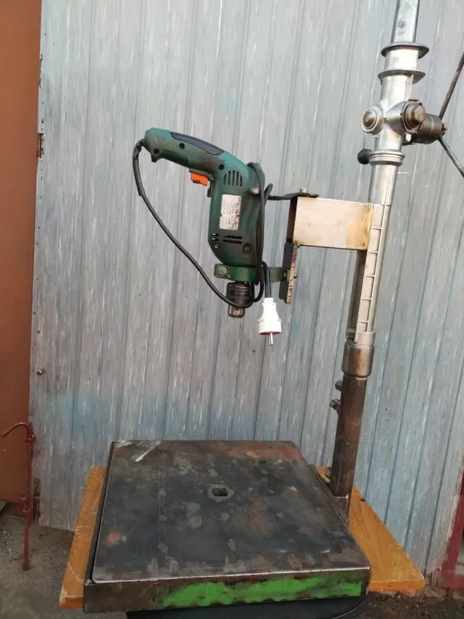 Продам саморобний свердлильний станок 3