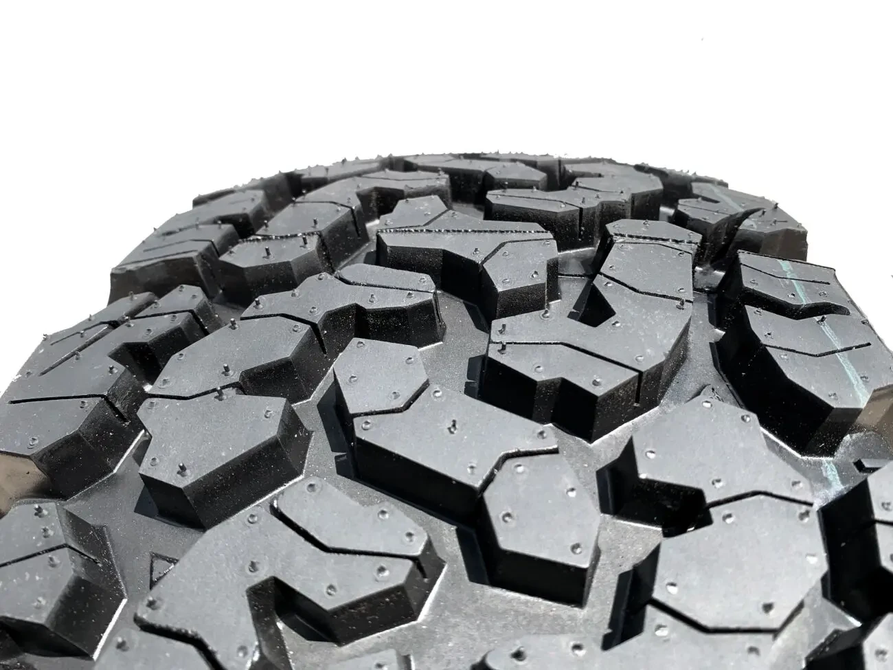 Шини болотні 265/65 R17 резина грязева A/T GOODRICH Poland 3